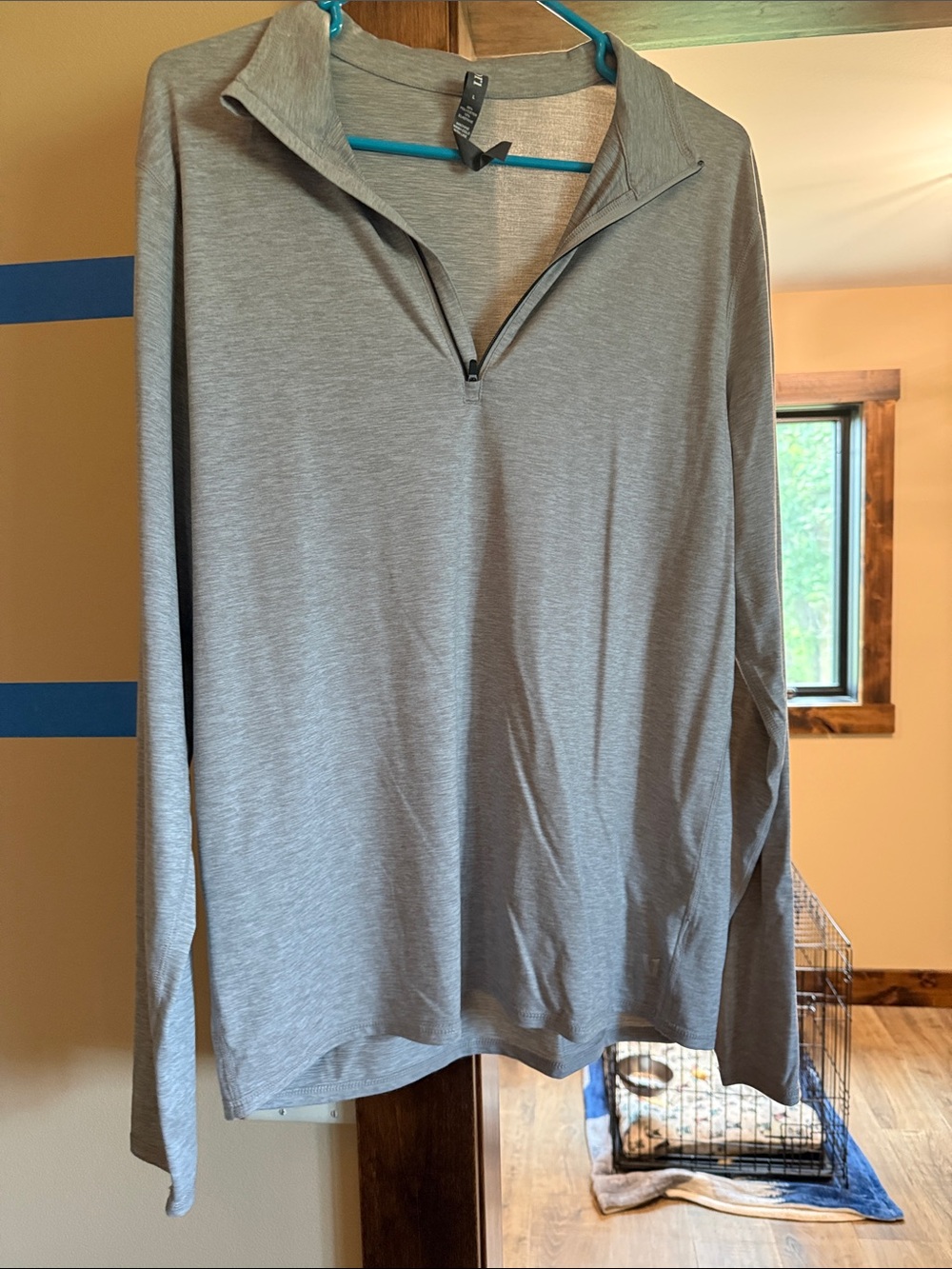 Vuori Men’s Light Gray Quarter-Zip Performance Sweater